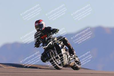 media/Nov-06-2023-Moto Forza (Mon) [[ce023d0744]]/3-Intermediate Group/Session 5 (Turn 9)/